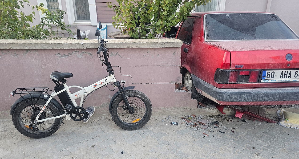 tokatta feci kaza 3 cocuk yarali u85Txh3N