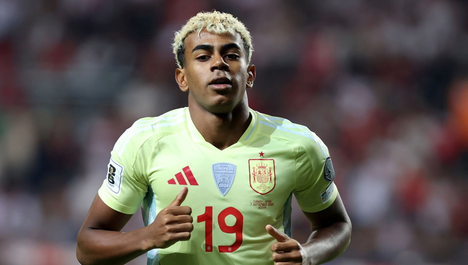 turkiye ispanya macindan sonra bir garip olay lamine yamal pasaportunu kaybetti fIHDgV29