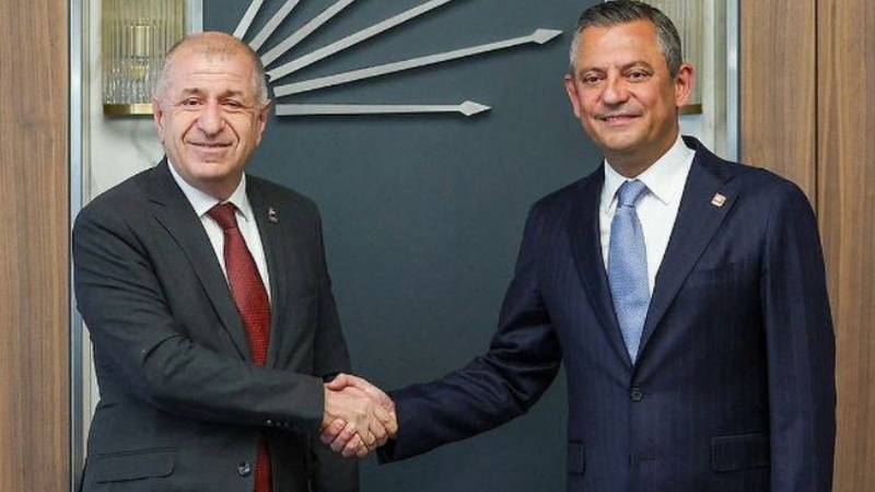 umit ozdag ozgur ozeli aradi ak parti iktidardan gidecegini anladi kurulmak istenen kumpasa karsi akilla hareket etmeli jfGTQ2pd