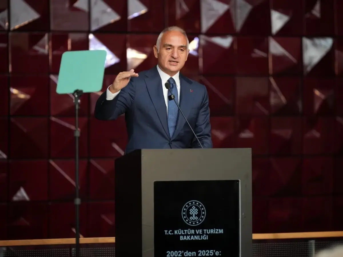 bakan ersoy duyurdu kultur sanatta rekor yili peqaXIT3