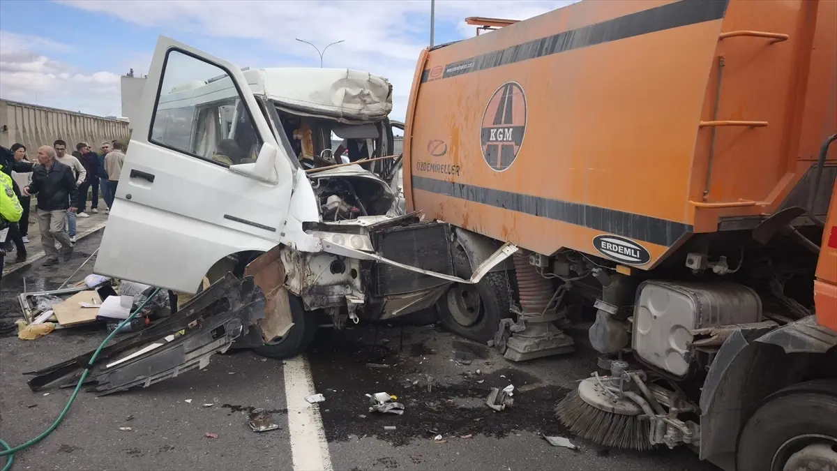 kutahyada kaza 1 olu 1 yarali vZssRxjp