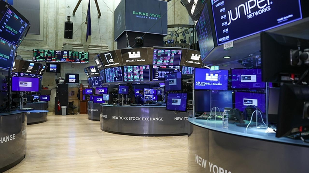 new york borsasi dususle acildi OTK9CPla.jpg