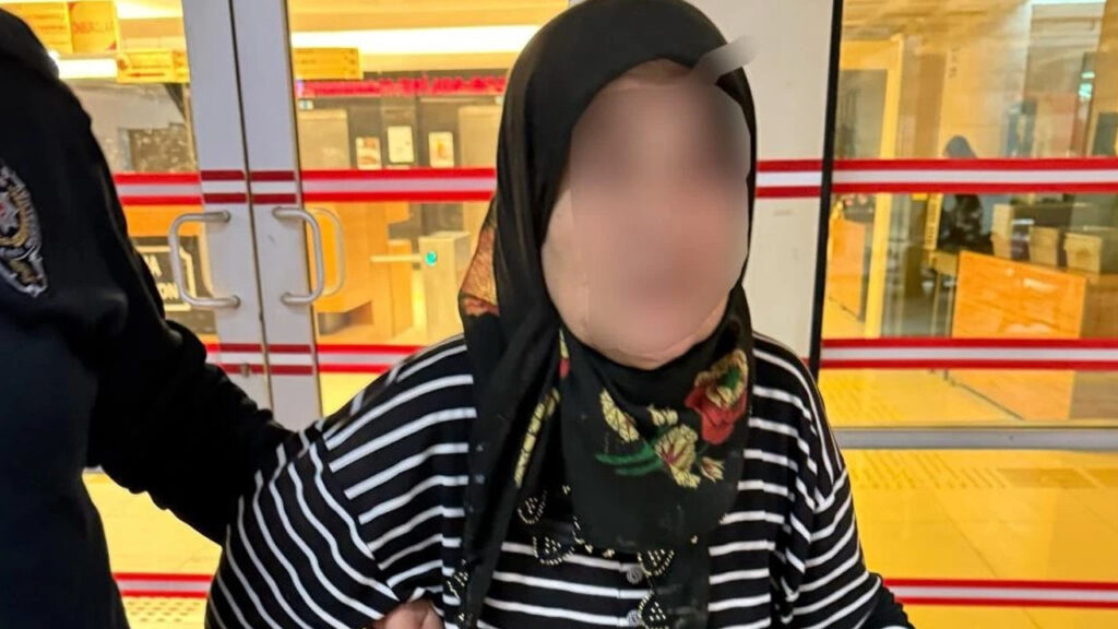 samsunda-aile-ici-dehset-terlik-atan-yegenini-bicakladi-2lfAJF34