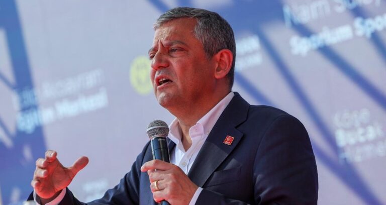 ozgur-ozel-genclere-disinizi-sikin-iktidar-degisiyor-dedi-WVPkddNg-1